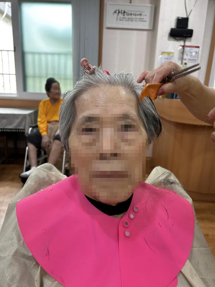 235149625_sSYDwb48_2446d15deb91efad1bc2074e0c1eef629f7d5325.jpg 이미지크게보기