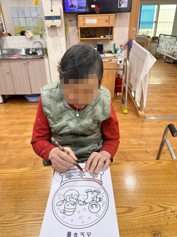 /user/h/hmsilver/editor/2312/68a4a878503f9f3778c89e06333e0d2b_1703748648_3304.jpg 이미지크게보기